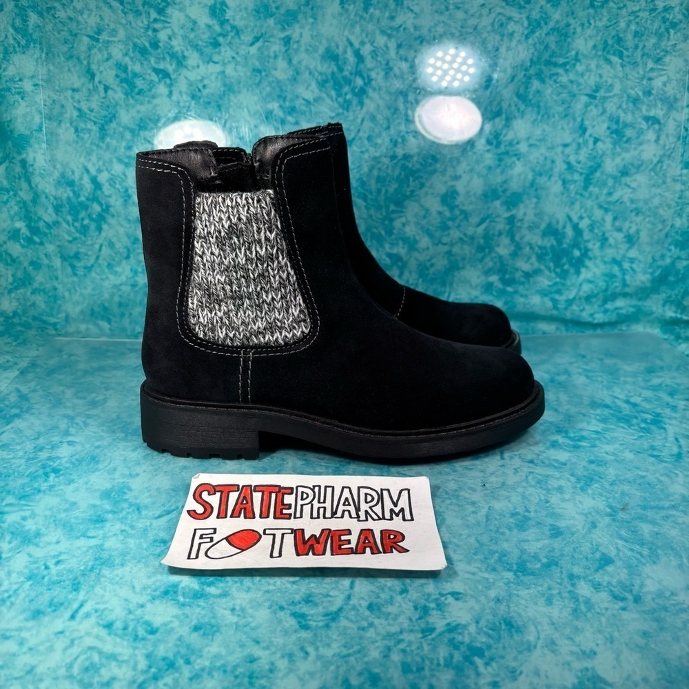 Clarks Black High Top Suede Leather Side Zip Chelsea Boots Women’s Size 5.5